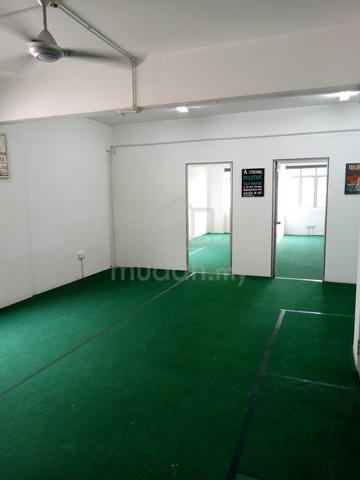 2nd Floor of 4 sty End lot shop Taman Mas Puchong 1