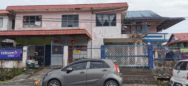 Sibu Tiong Hua Road house for sale 1