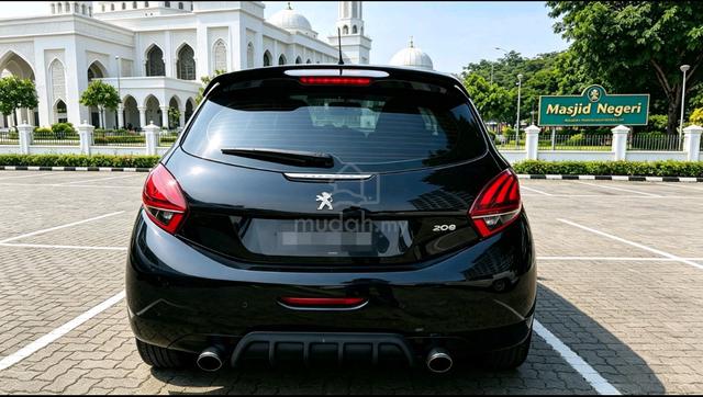 Peugeot 208 1.6 VTI (A) 1 Lady Owner & SC Service - 4