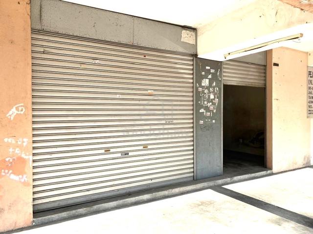Shop Lot Pangsapuri Putra Permai D,Bandar Putra Permai,Seri Kembangan 1