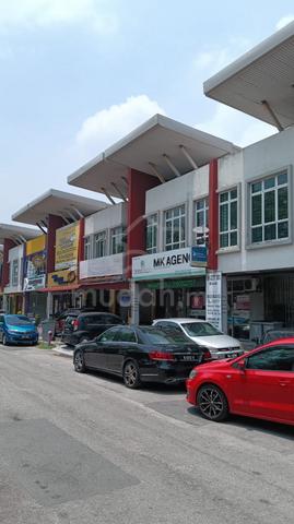 Facing Main Road Ground floor Shop Merdeka Permai nr malim melaka 1
