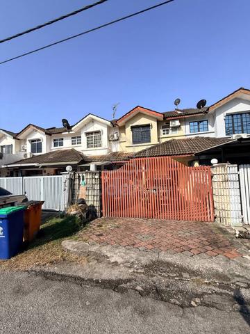 Puchong Perdana🔴DEKAT MASJID🔷2 Storey Landed🎈Nearby LRT 1