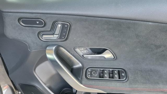 2021 Mercedes Benz A180 1.3 STYLE HATCHBACK (A) - 3