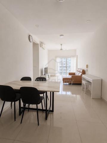 Savanna Executive Suite @ Southville City 1