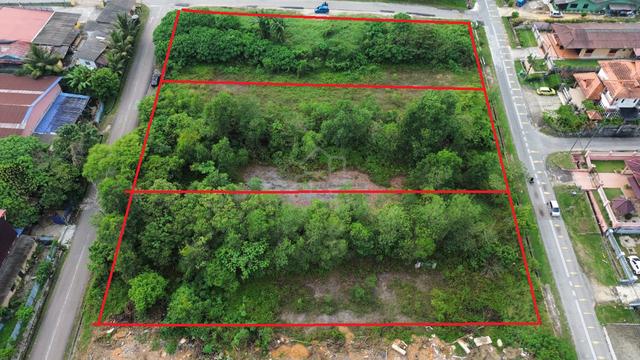 Johor Bahru, Kempas Commercial Land 3 lots for rental 1