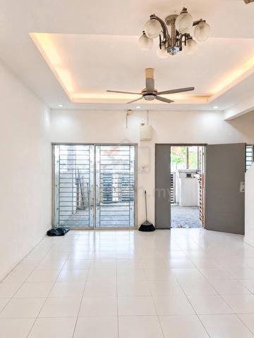 [RENOVATED & EXTENDED] Double Storeys Terrace House For Sale 1