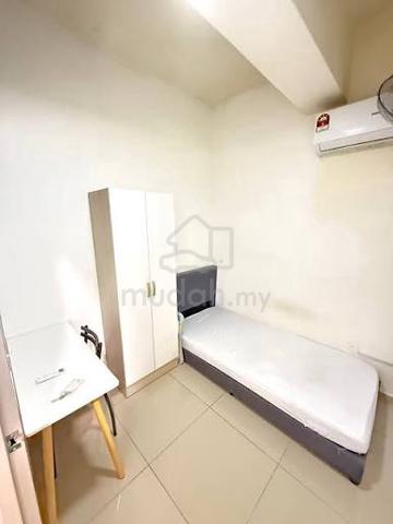 single room with aircon wifi Kuala lumpur 1