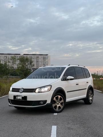 2012 Volkswagen TOURAN 1.4 (A) - 2