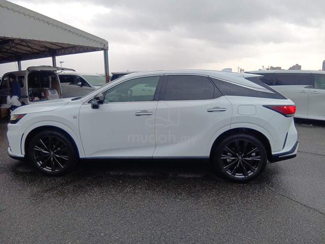 2023 BOOKNOW Lexus RX350 2.4 F SPORT White/Black - 4
