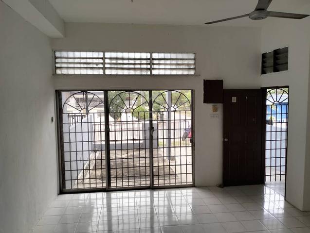 Taman Sejati Below Market Price 2 Stry Terrace Original House For sale 1