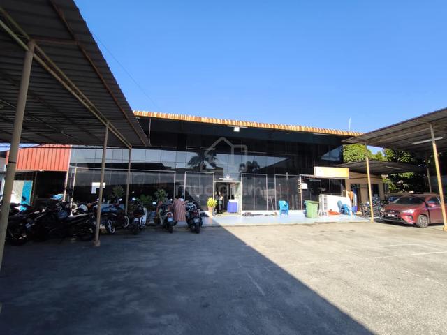Gudang/Warehouse Untuk Disewa Jalan Bayam @ Kota Bharu 1