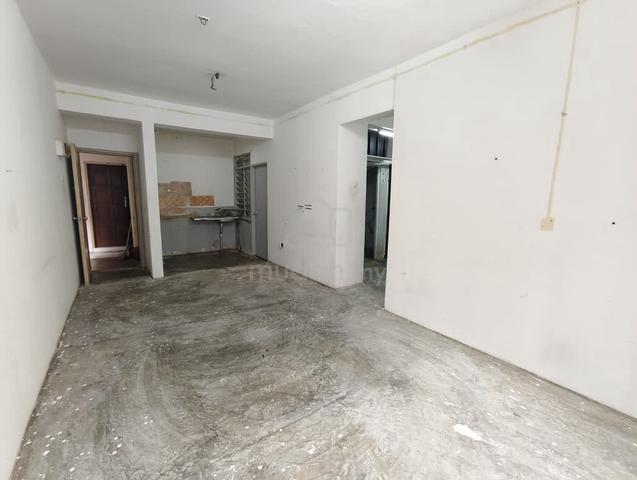 Flat Taman Pelangi Indah 1
