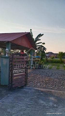 Rumah Semi D 2 Tingkat and Lot Taman Jawi Indah 1