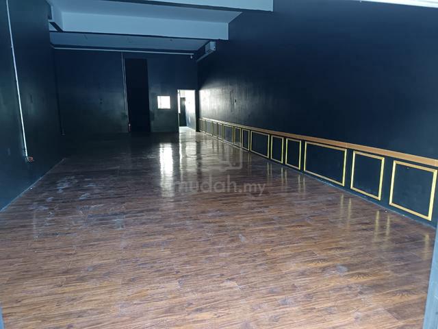 Pulai Hijauan Double Storey Shop Lot Intermediate Lot 1
