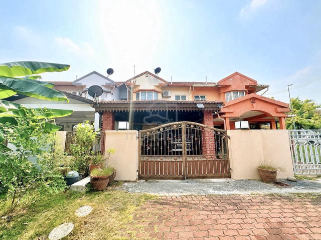 FACING OPEN Double Storey Jalan Platinum Seksyen 7 Shah Alam 1