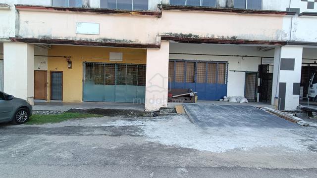 1.5sty Factory (1680sqsf) Bandar Rinching Seksyen 6 Semenyih for rent 1