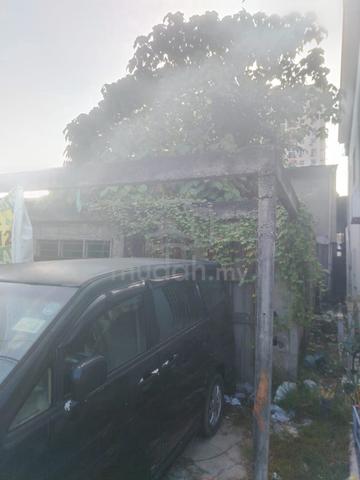 (RUMAH BUSUK/INVEST)Teres 1 Tingkat, Kg Wira Damai, Bt.Caves, selangor 1