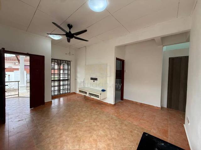 Bandar Uda Utama/ Single Storey/Endlot with Land/Tampoi 1