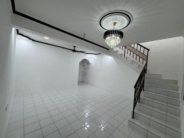 Landed TAMAN PULAI INDAH UTM Skudai Renovated near Aeon Johor 1
