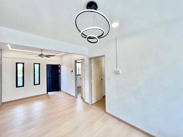 Flat Taman Ungku Tun Aminah 1