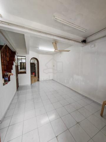 Taman Selesa Jaya /  DSTH Low Cost / Skudai / Renovated / Full Loan 1