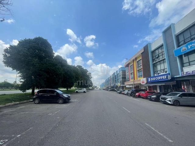 Below market pekan nenas Shoplot 1