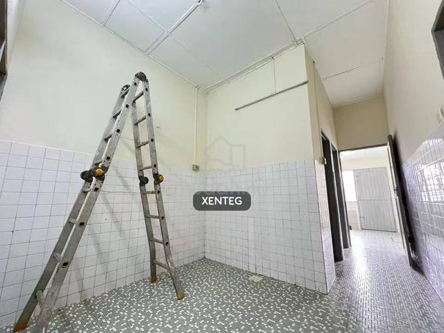 Tmn Chi Liung Klang 1 Storey 20x80 Basic & Kitchen Extended For Sale 3