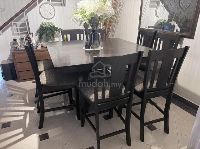 Dining Table For Let Go - photo 3 of 3