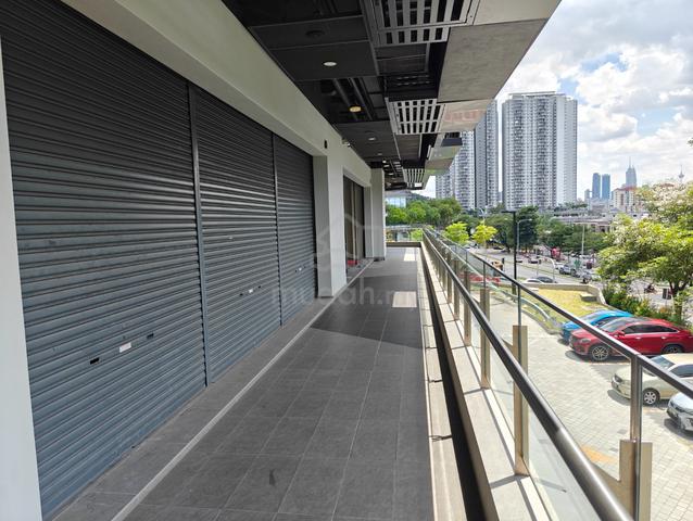 sunway avila condo . 1st floor shop . 1131 sqf , actual photos 1