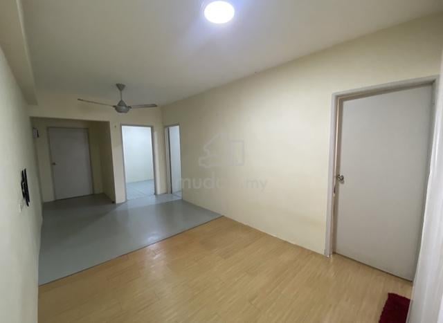 Flat Hillpark Residensi 1