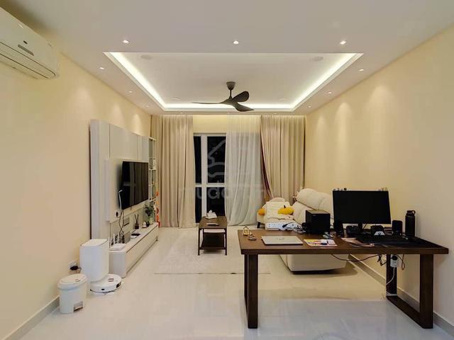 Medini Signature 1