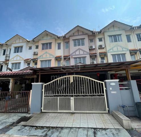 [[RENOVATED MURAH]] 2.5 Storey Terrace House, Rawang Perdana, Rawang 1
