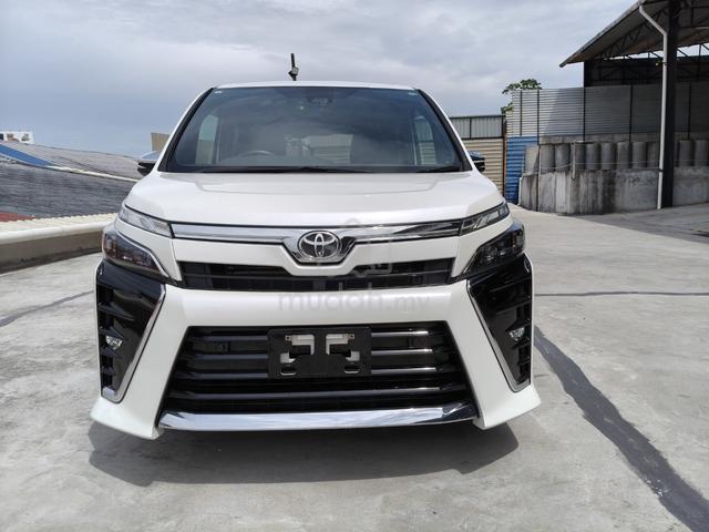 2021 Toyota VOXY 2.0 ZS (A) - 5