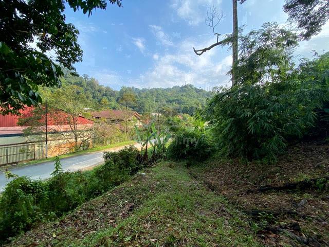 Tanah Kebun 3.9 Ekar di Tepi Jalan Felcra Semungkis,Bt 14, Hulu Langat 1