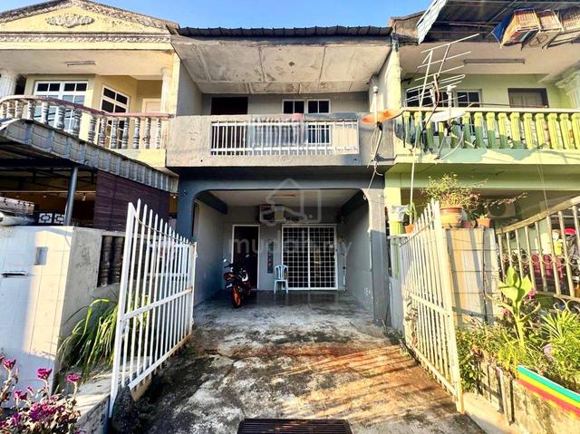 RENOVATED | FULL LOAN - 2 Storey Terrace Kampung Melayu Ampang Jaya 1