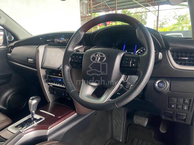 Toyota Fortuner 2.4 VRZ 4X4 (A) Full Spec Full Grd - 3