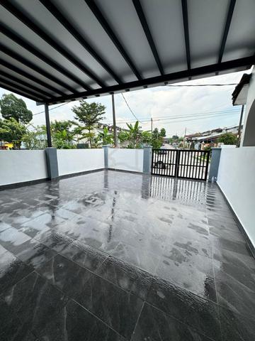Perling,AAA stock,single storey,endlot,3b2b 1