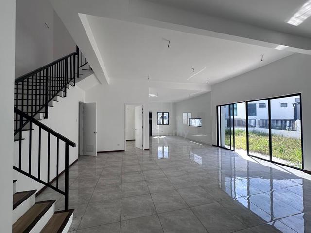 [FOR SALE] 2-Storey Semi-D (Corner Lot) - Sierra @Bukit Banyan, SP 1