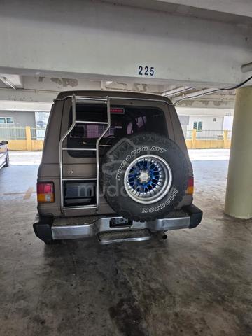 1995 Mitsubishi PAJERO 2.5 L049 (M) - 2
