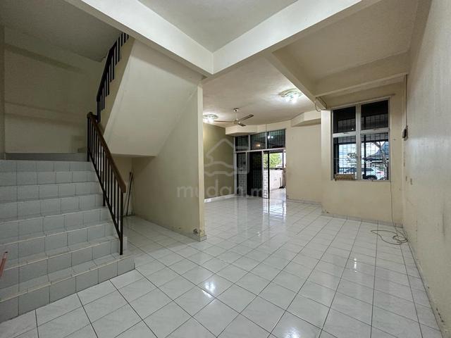 【Next to End Lot Among】Taman Sinar Intan - Double storey terrace house 1