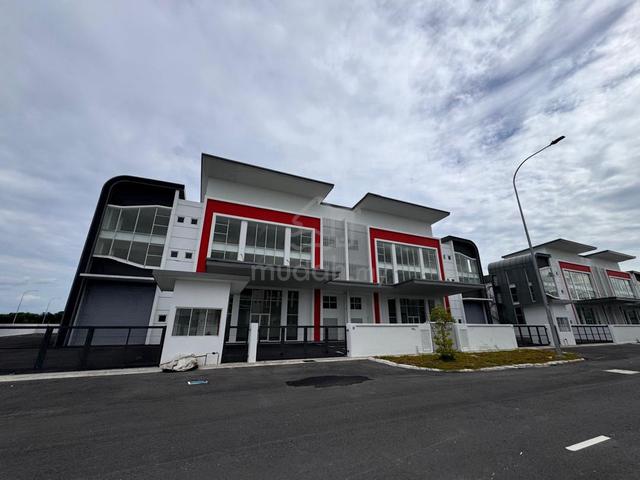 Suria industrial park Sepang KLIA 3 storey Semi-D Factory 1