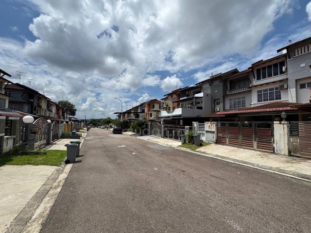 2.5 Storey 20x70 Setia Indah Terrace House Precinct 9 1