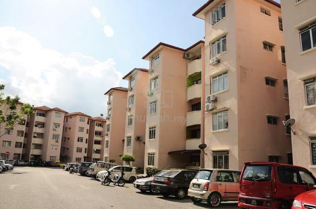 Sri Raya Apartment 1
