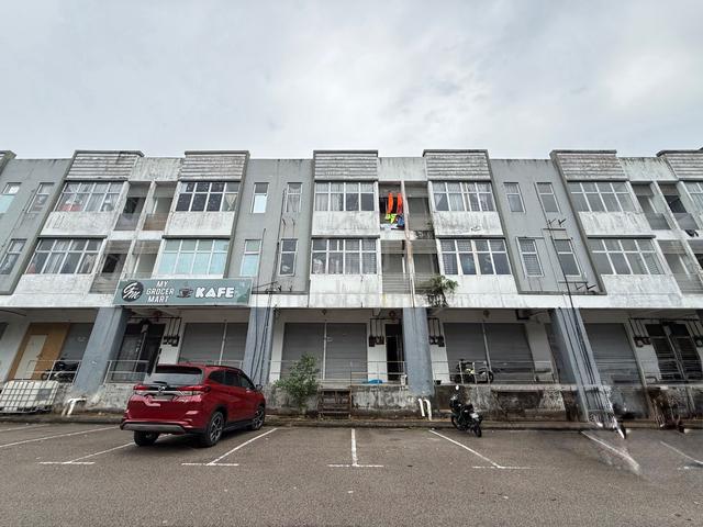 I-Parc @ Tanjung Pelepas @ Gelang Patah 2 Adjoining of Three Storey 1