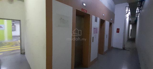 Car park building near Inti Subang Jaya for sale 4