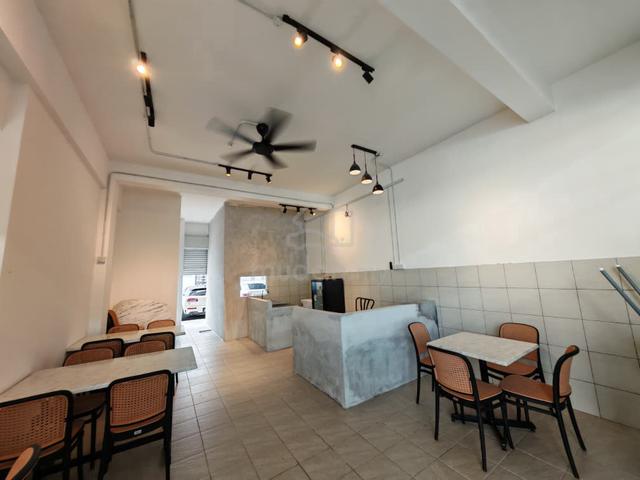 Nicely renovated Pine Square Locked Up Shop Ground Floor Ready F&B 1