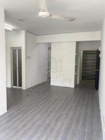 Skyridge Apartment 1