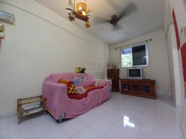 Pinang Emas Flat 1