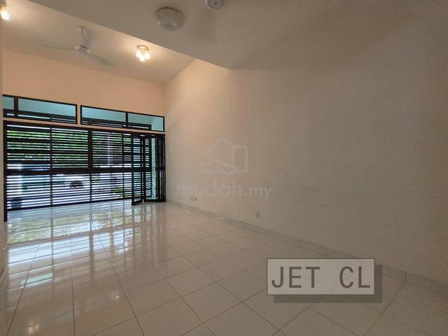Prime Area Partially Furnished 2 Sty Avani @ Bandar Bukit Raja Klang 5