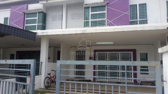 Rumah 2 tingkat fully furnished untuk dijual 1